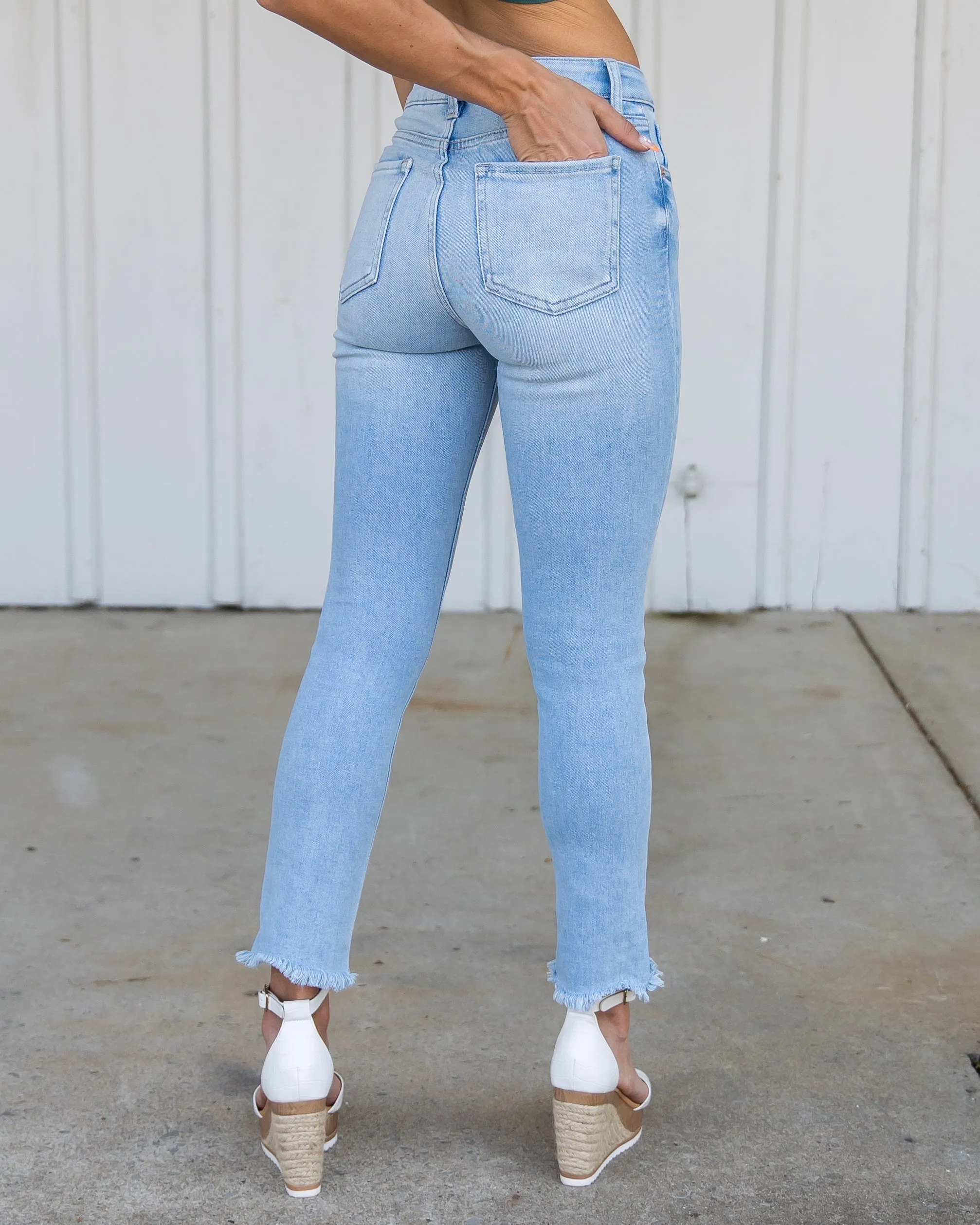 Bailey Distressed Straight Leg Jeans - Light Wash