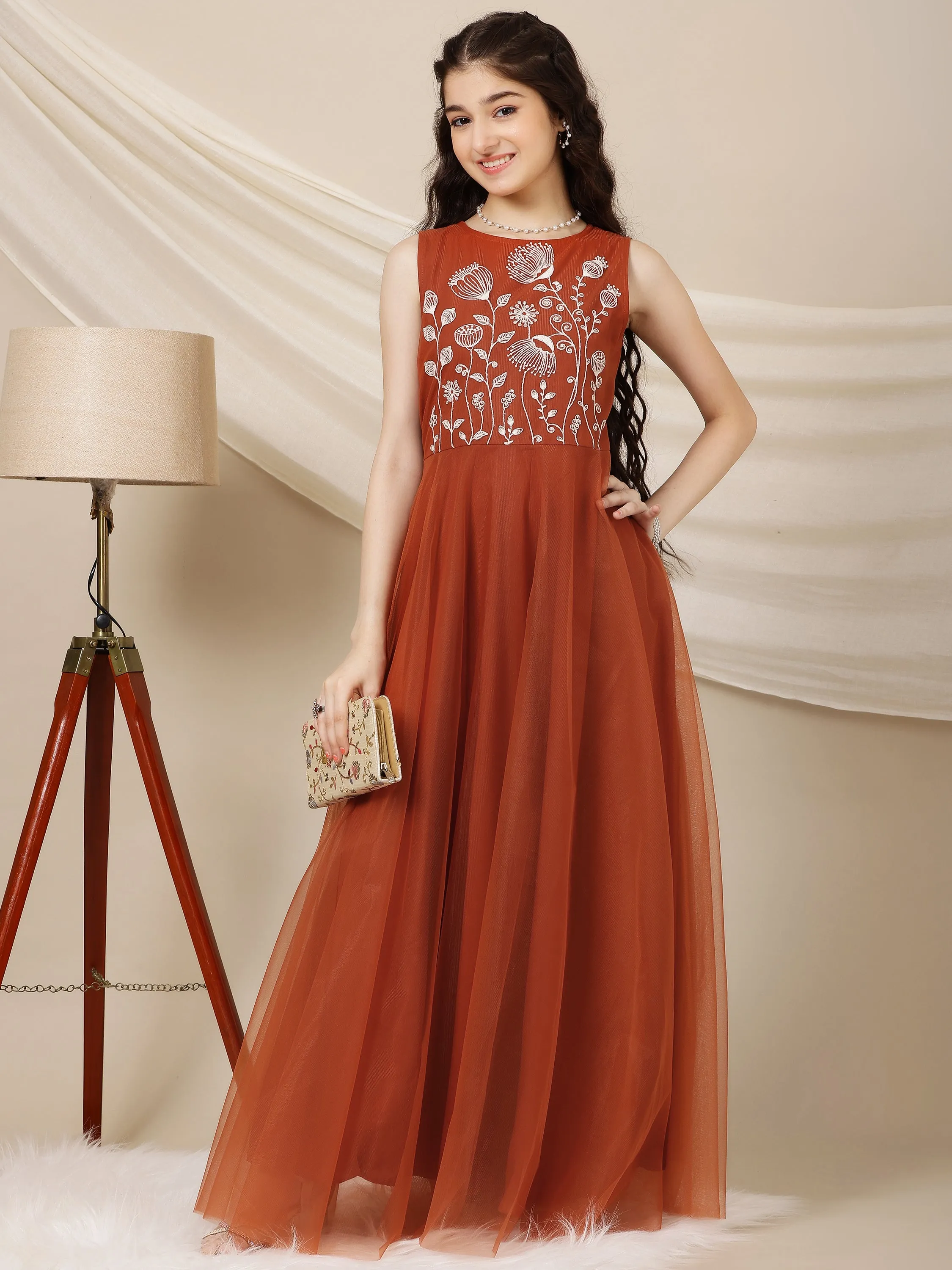 Certainly! Here’s an optimized title for your e-commerce product:

Elegant Embroidered Ethnic Maxi Dress with Intricate Designs and Flowing Silhouette

Feel free to let me know if you need further adjustments!