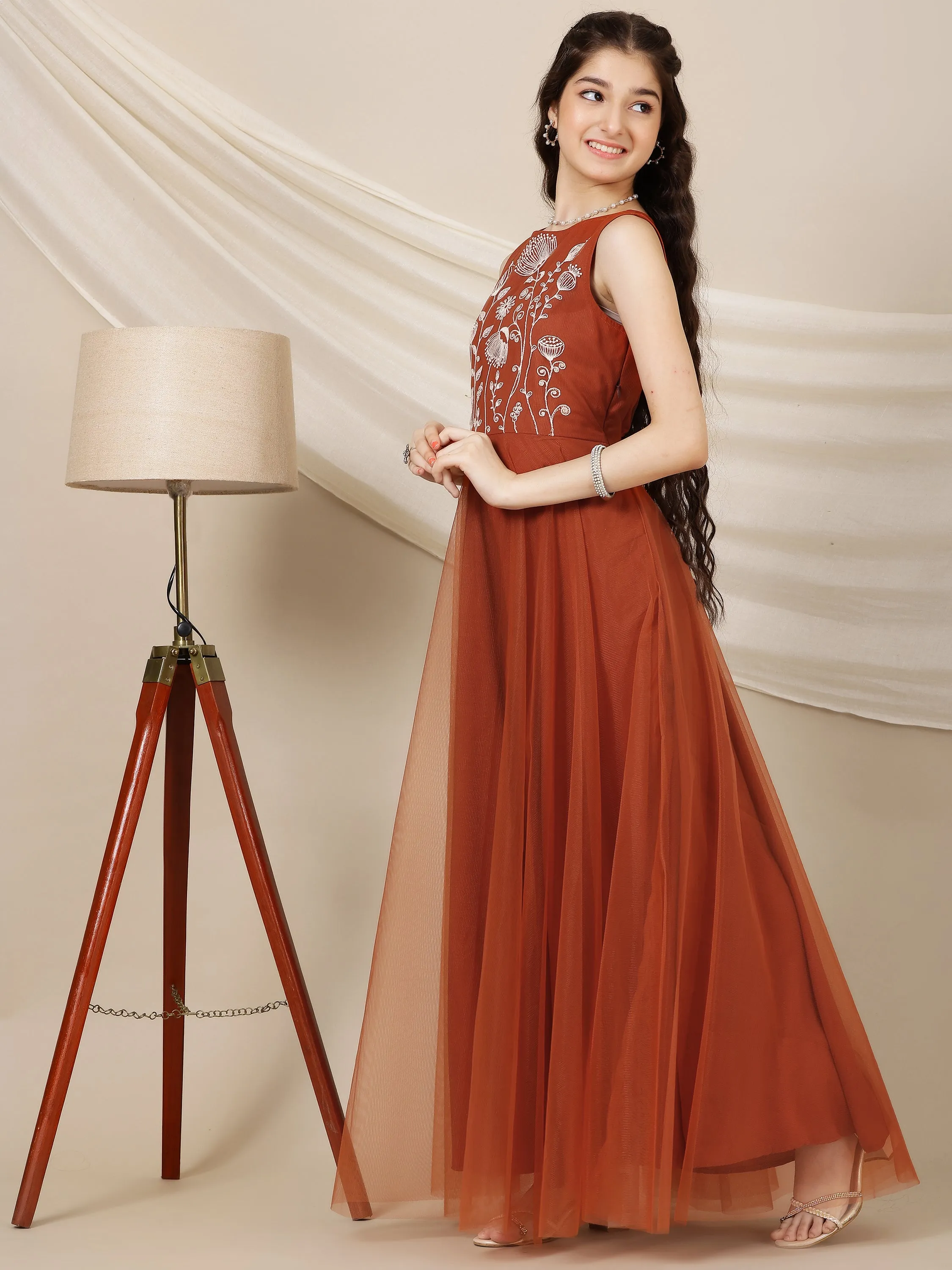 Certainly! Here’s an optimized title for your e-commerce product:

Elegant Embroidered Ethnic Maxi Dress with Intricate Designs and Flowing Silhouette

Feel free to let me know if you need further adjustments!