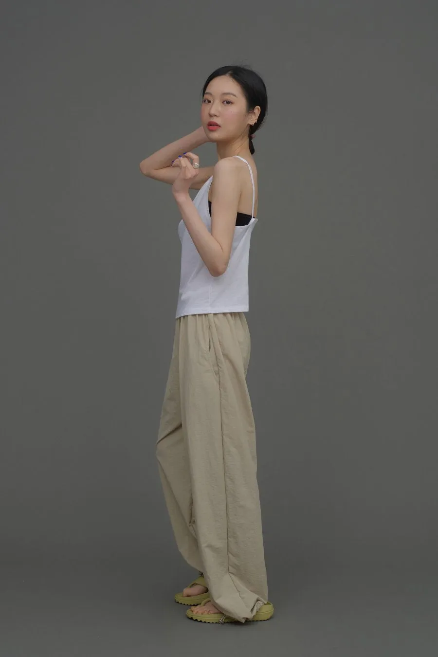 Loose Fit Banded Pants CA04