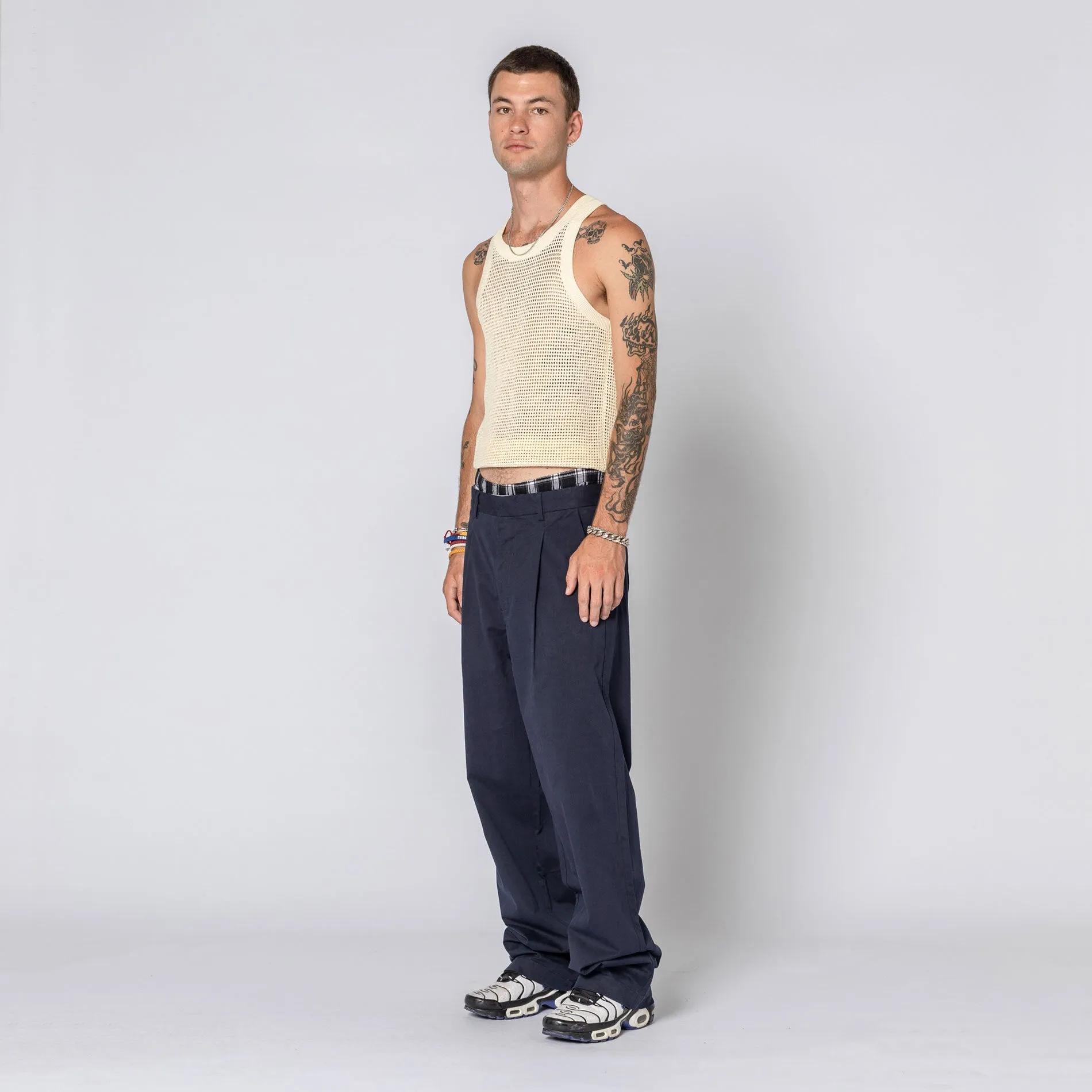 NAVY SLOUCH PANT